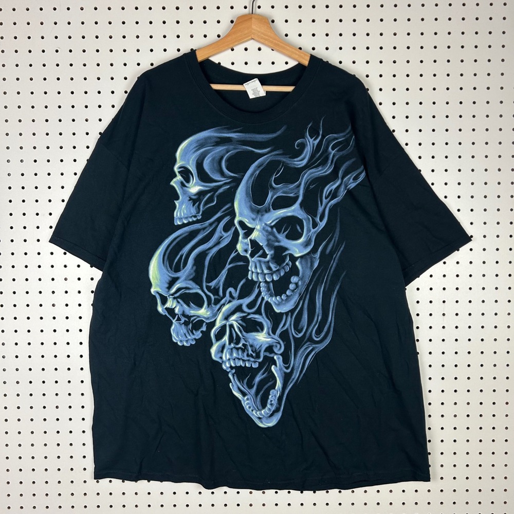 Flaming Skulls Graphic TShirt Black 3XL Gildan Heavy Cotton Blue Skater Punk Y2K